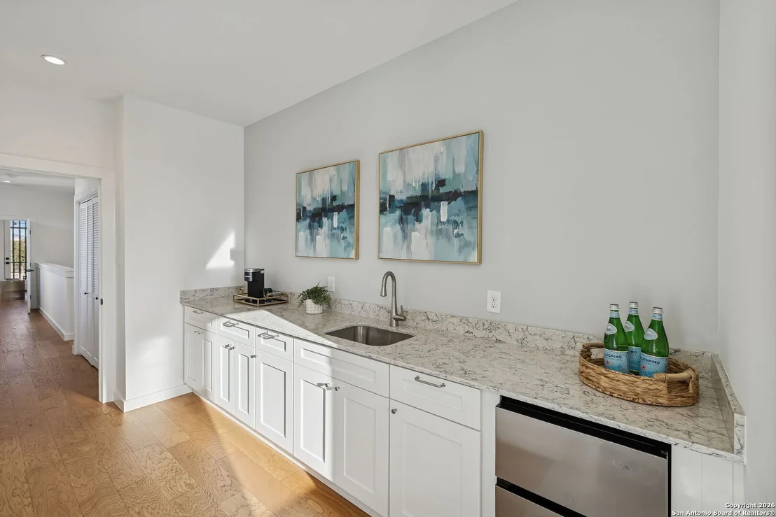 Photo of 502 McMonigal