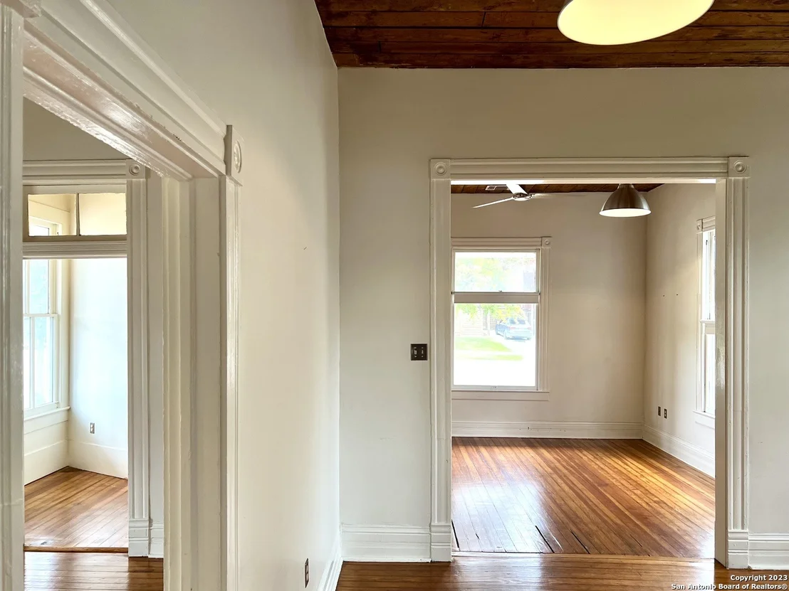 Photo of 902 N PINE ST