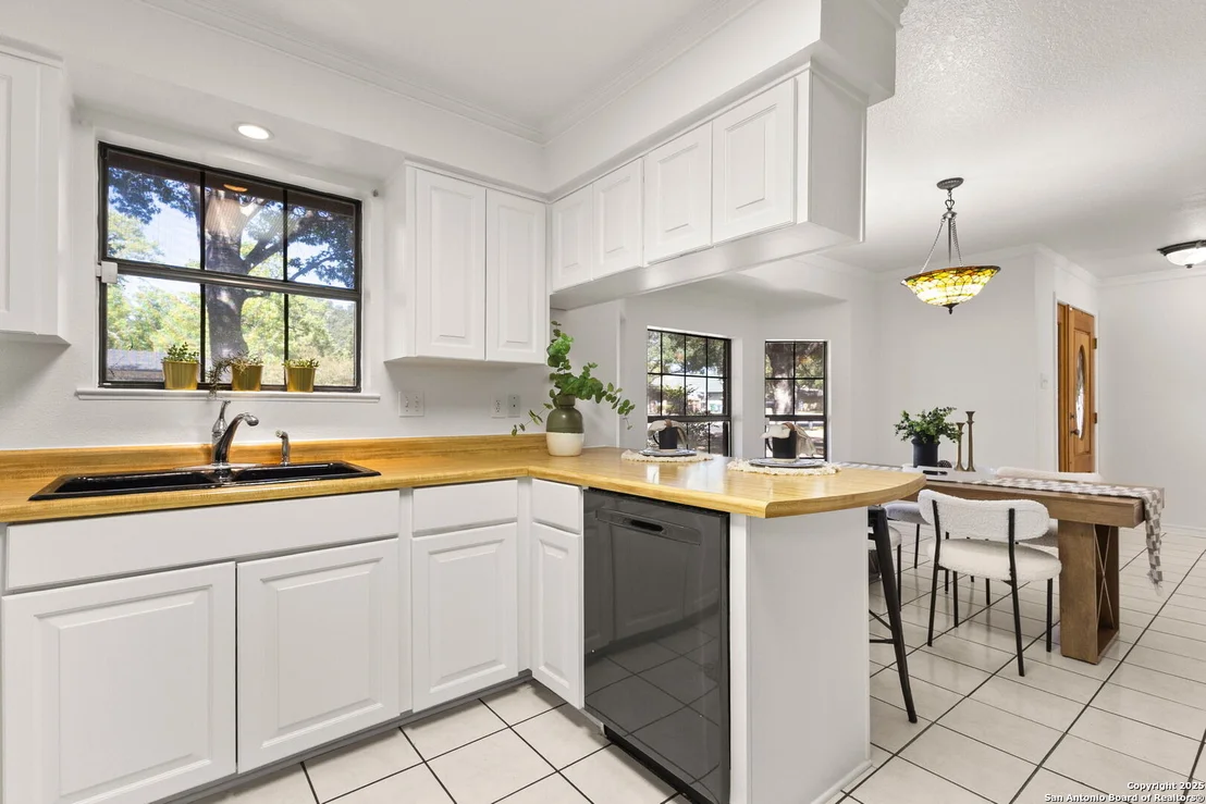 Photo of 1633 Willow