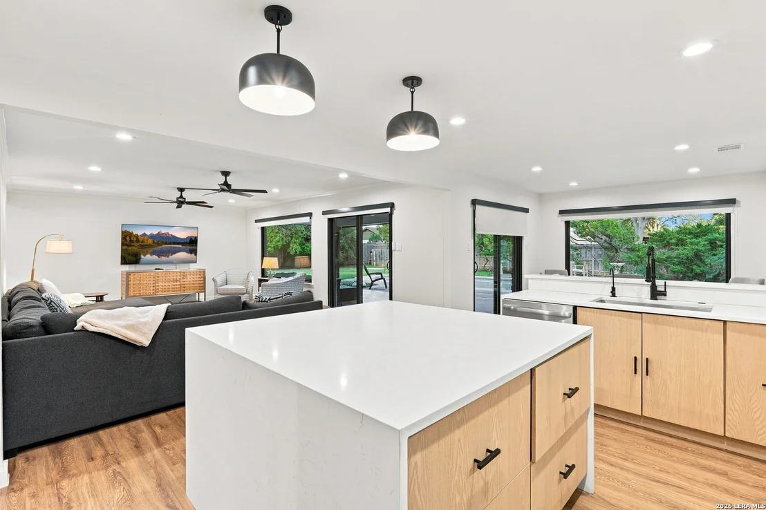 Photo of 204 Gardenview
