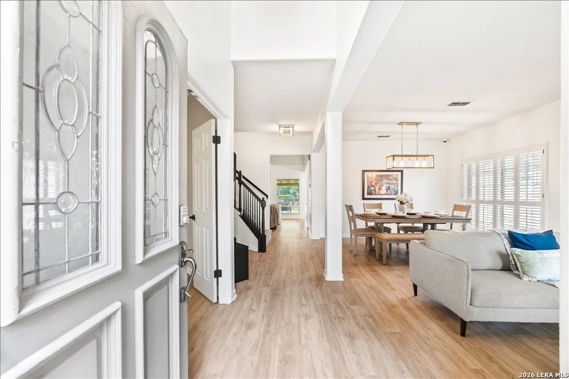 Photo of 18306 Edwards Oaks
