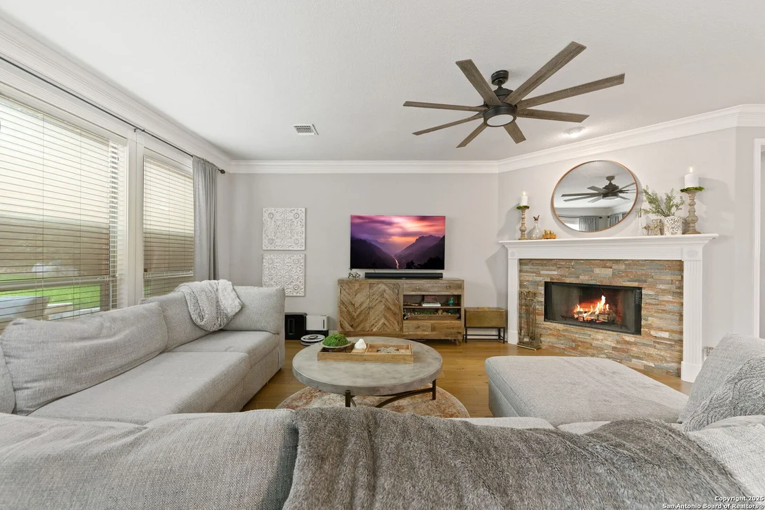 Photo of 24131 Canyon Row