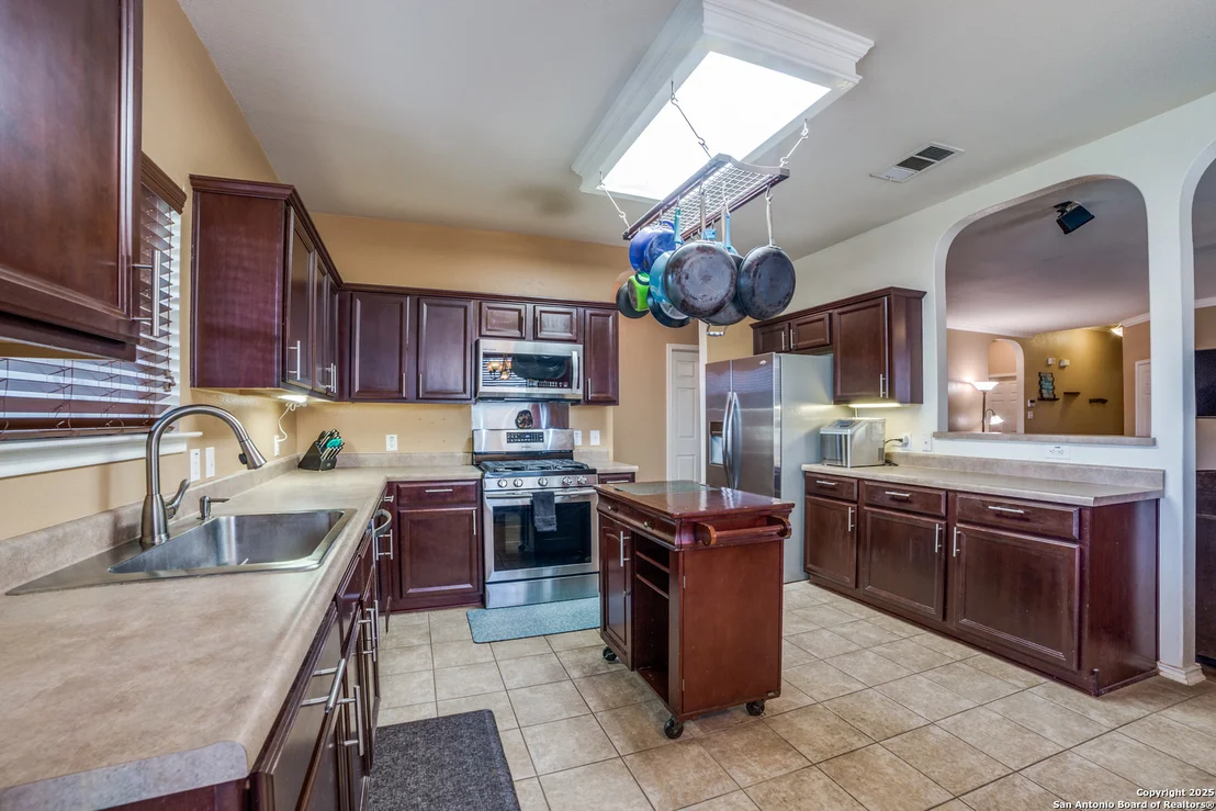 Photo of 9110 Feather Bluff