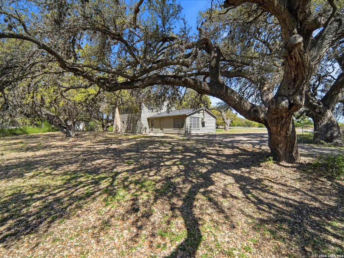 Photo of 300 Avenue M