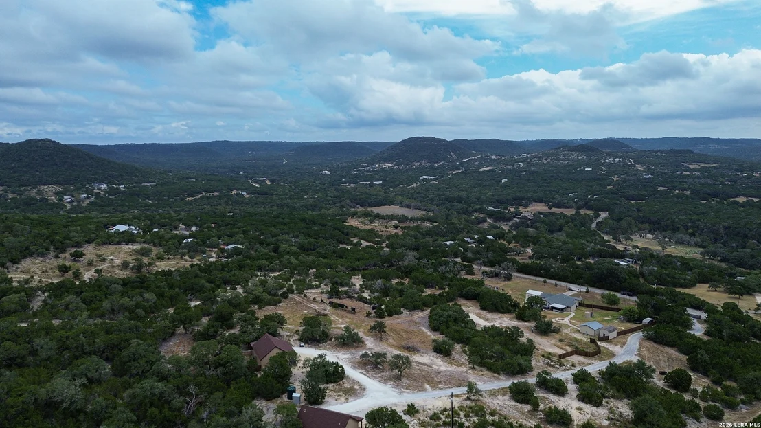 Photo of 526 CHEYENNE TRL