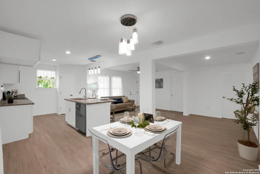 Photo of 1602 SACRAMENTO