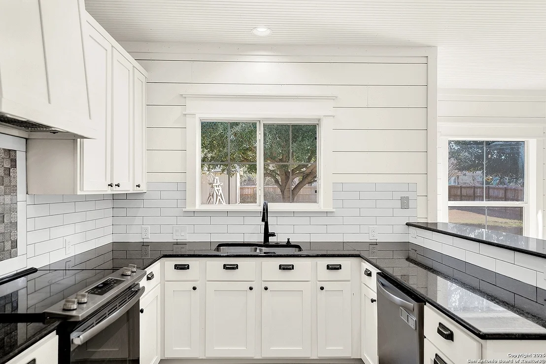 Photo of 3355 HARVEST HILL