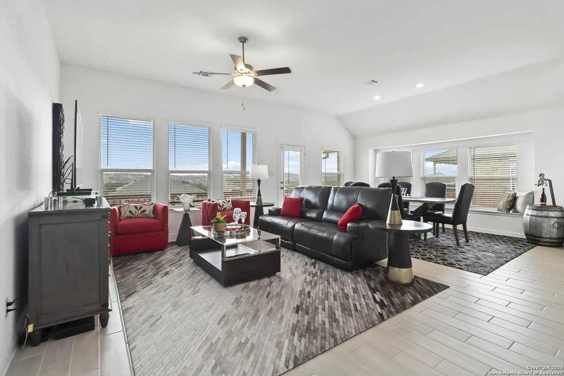 Photo of 5433 Flutter Ln