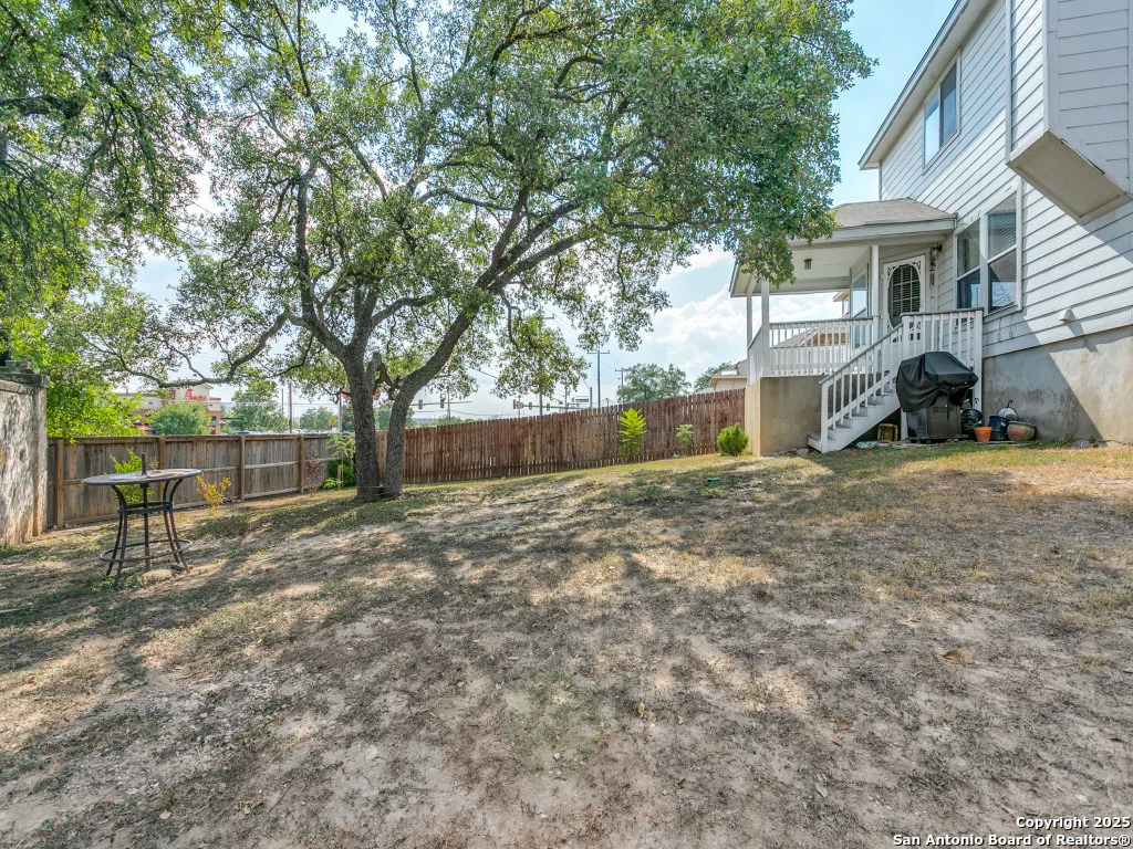 Photo of 10702 Diamond Rock