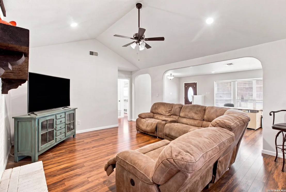 Photo of 6407 Red Jacket Dr