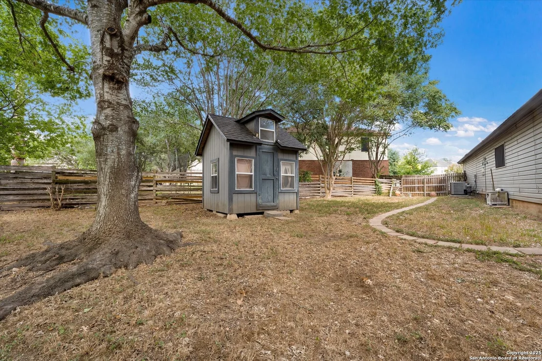 Photo of 2563 Chasefield