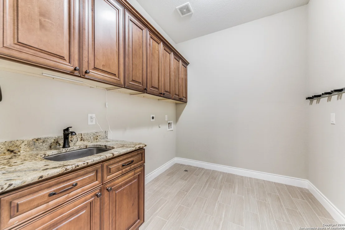 Photo of 2314 CASCADA PKWY