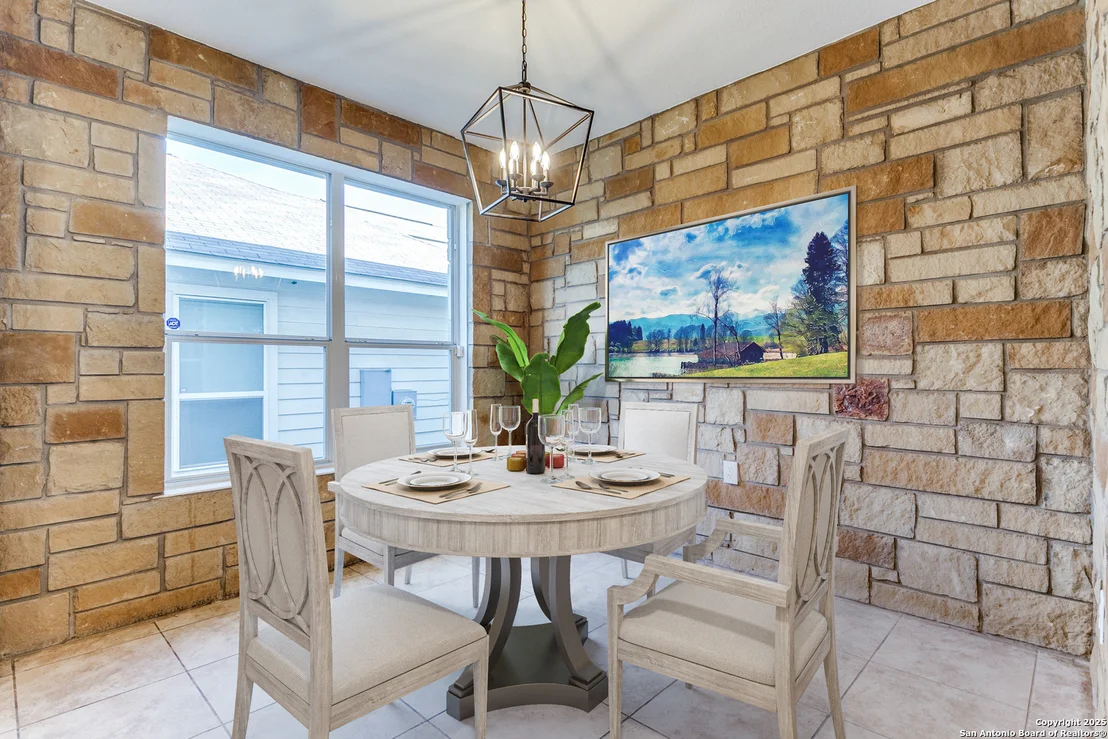 Photo of 7823 Bluebird Haven