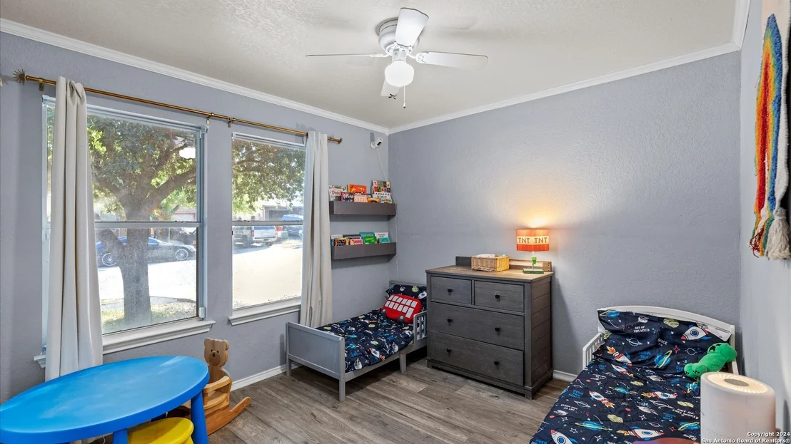 Photo of 640 CHEROKEE BLVD