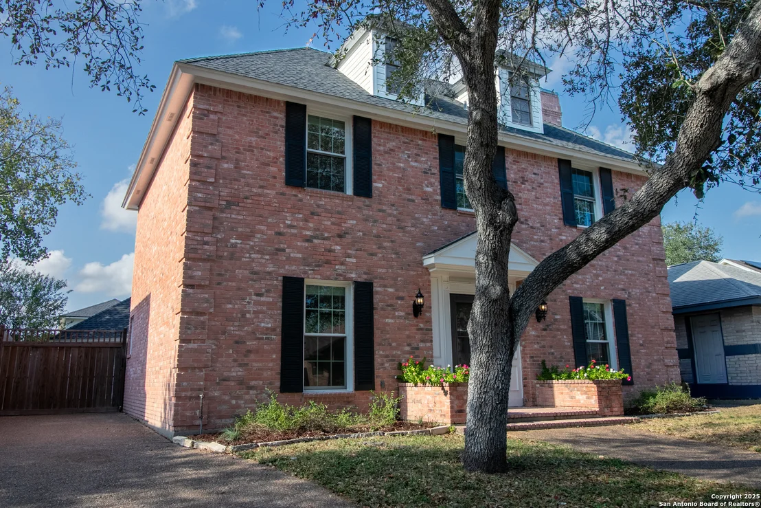 Photo of 7629 Stony Brook Dr