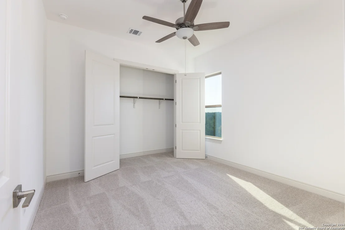 Photo of 331 TOUCAN DR
