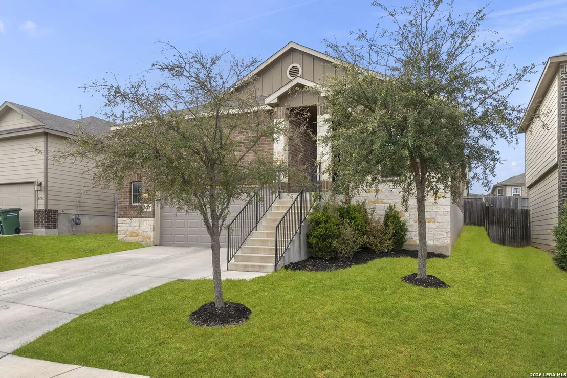 Photo of 6211 FOX PEAK DR