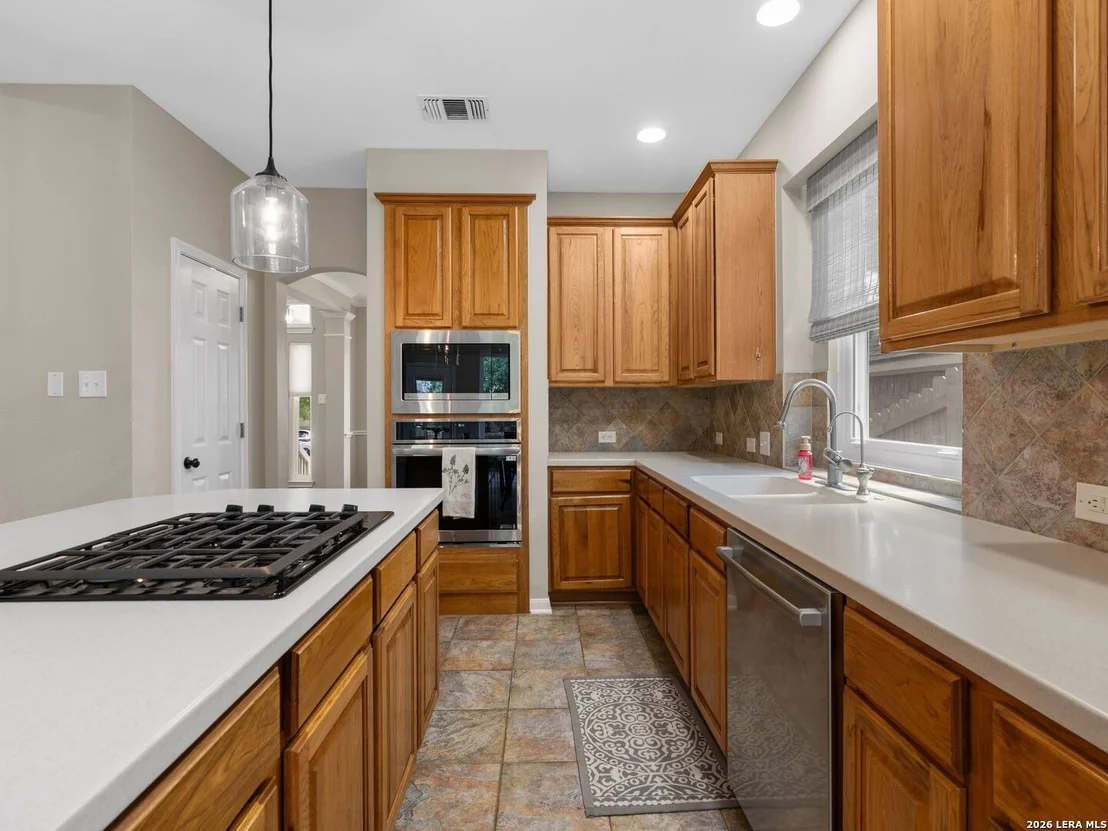 Photo of 2615 Rogers Bluff