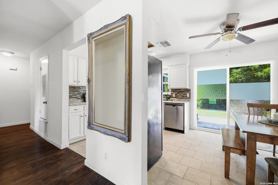 Photo of 6707 Pear Tree