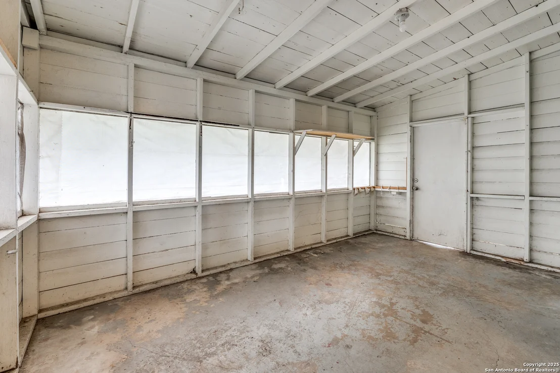 Photo of 106 Field Crest Dr
