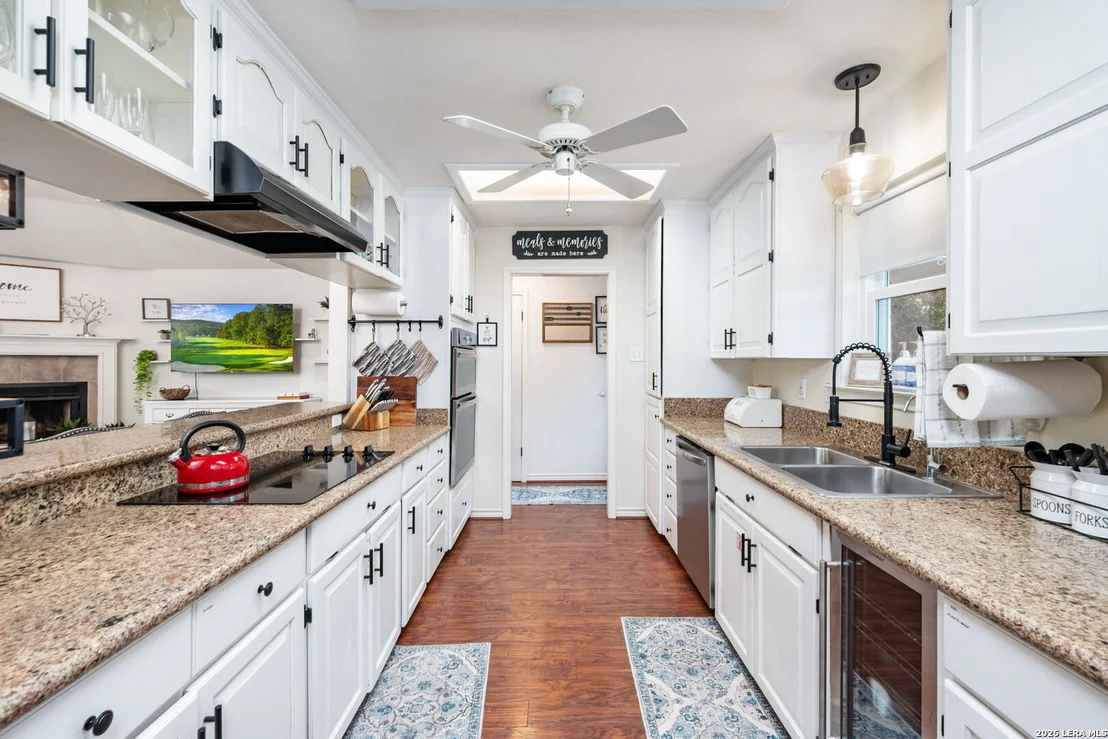 Photo of 34 river oak