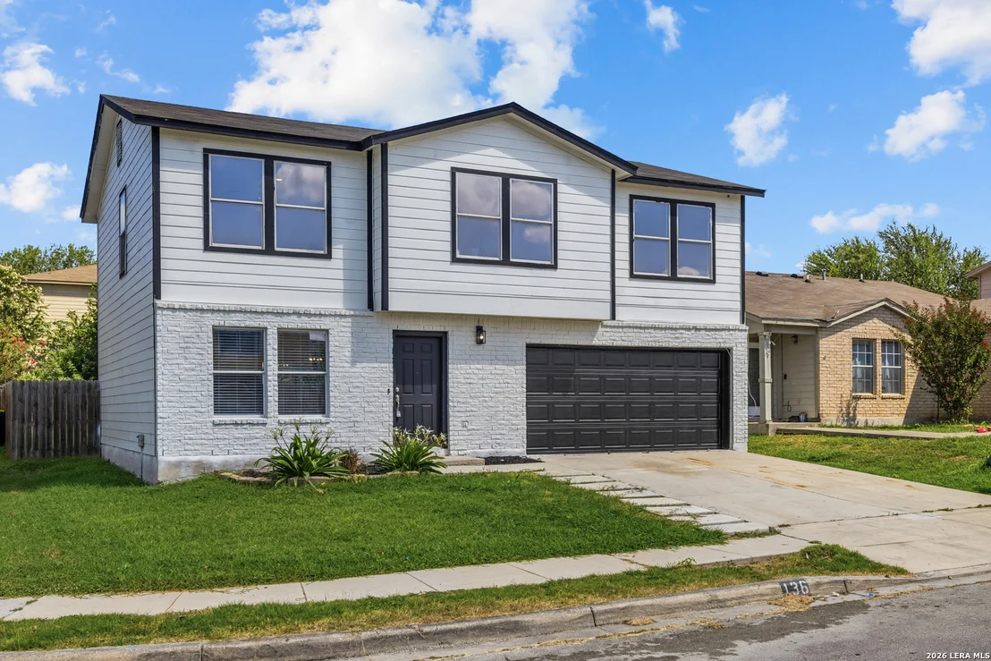 Photo of 136 Gatewood Bay
