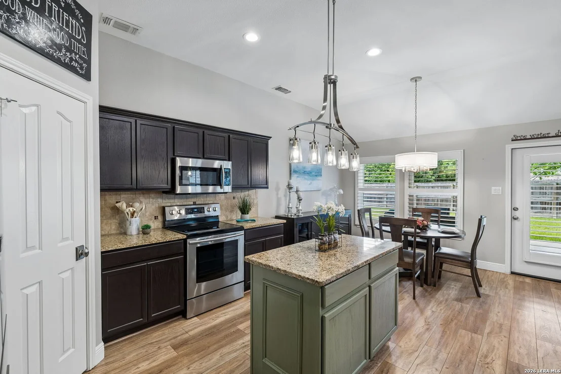 Photo of 1605 Canyon Oak