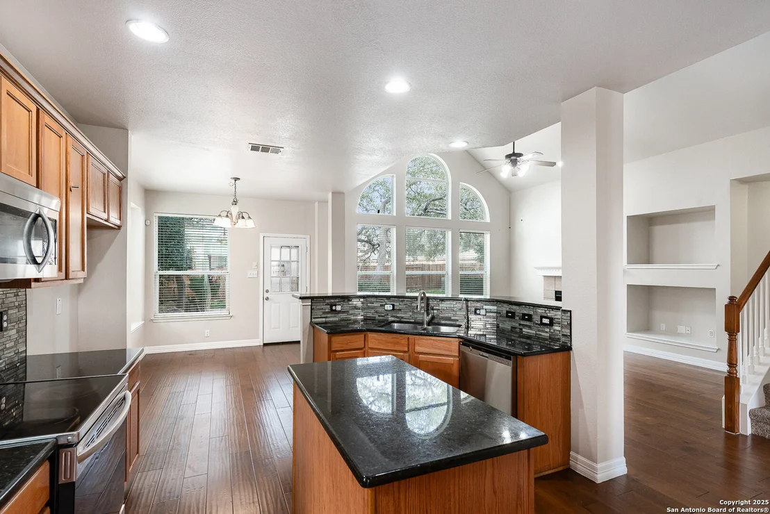 Photo of 14811 Los Lunas Rd