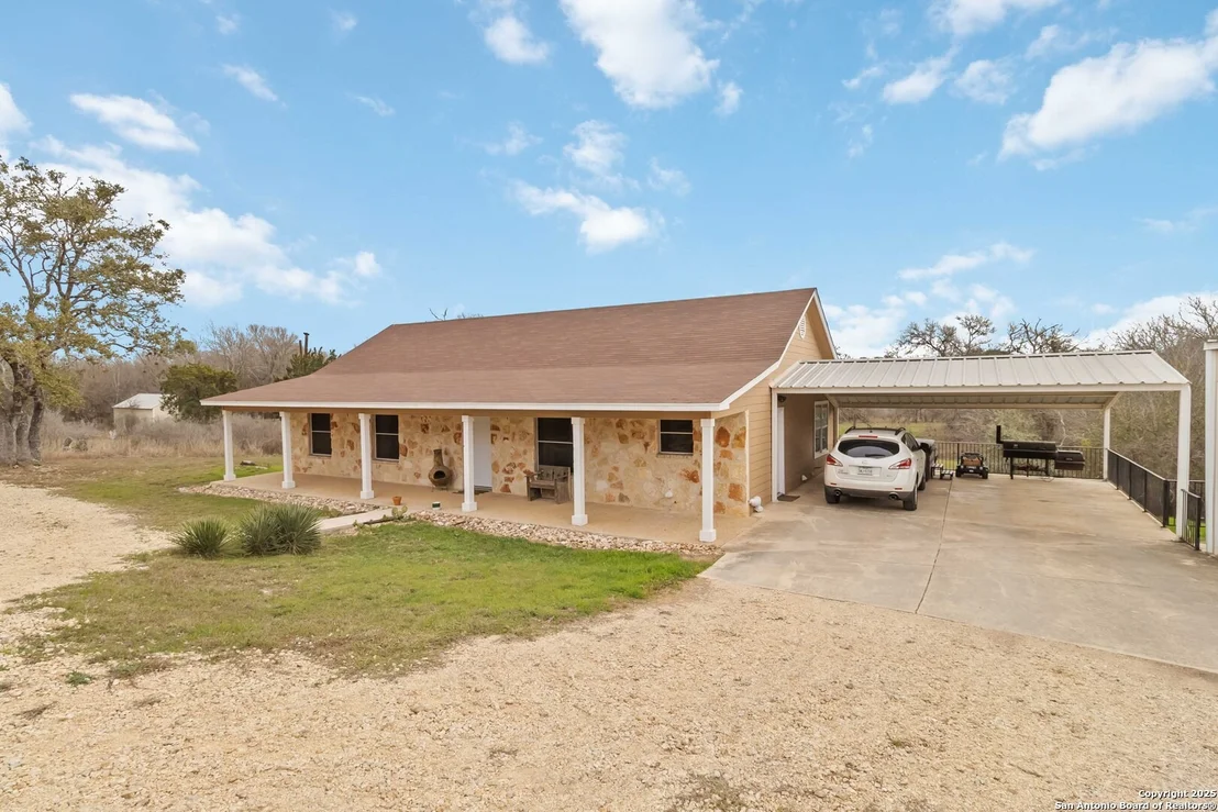 Photo of 3280 BAR J