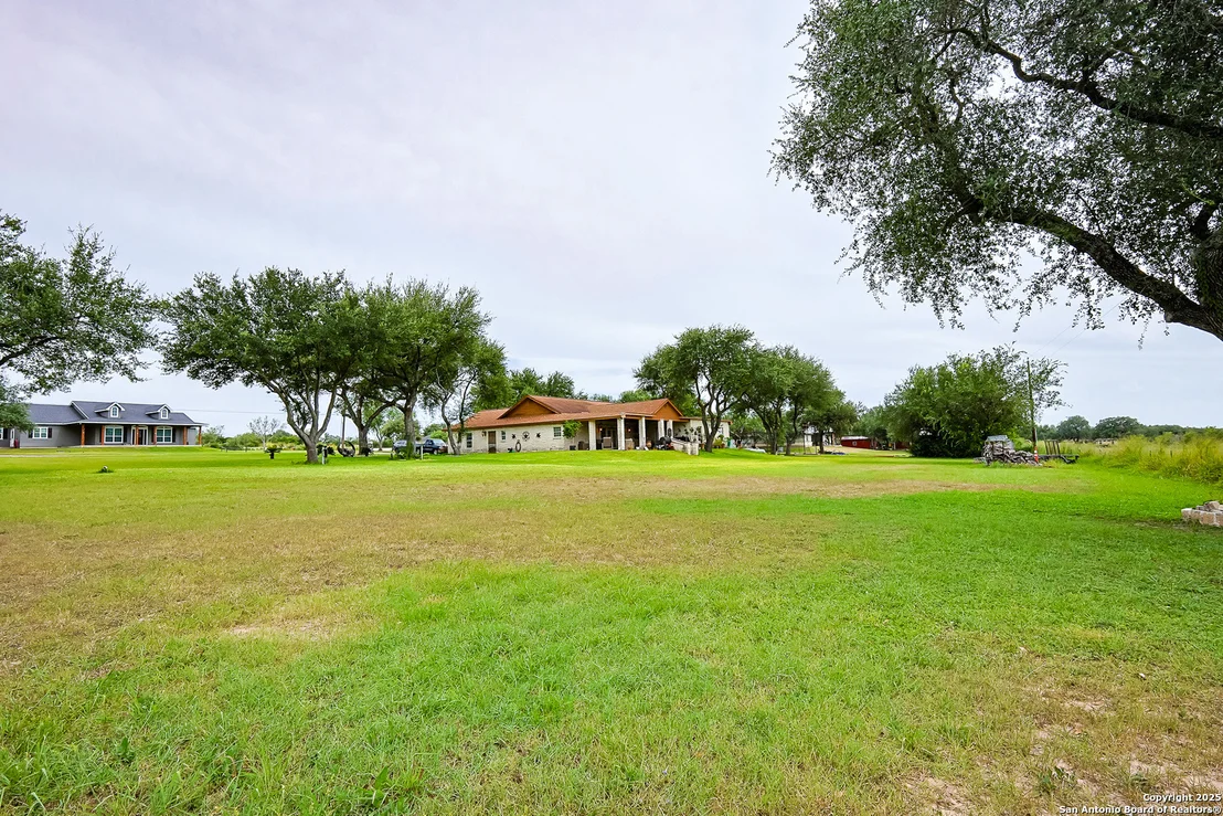 Photo of 2697 Oak Grove