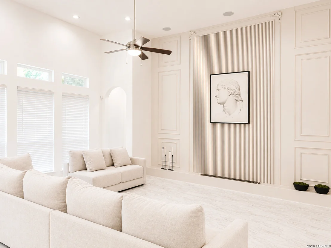 Photo of 1603 Oak Willow
