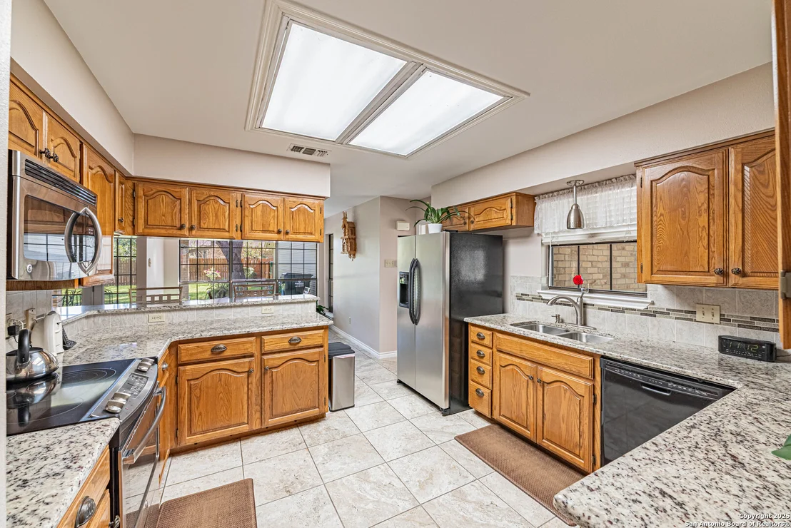 Photo of 729 Heritage Dr
