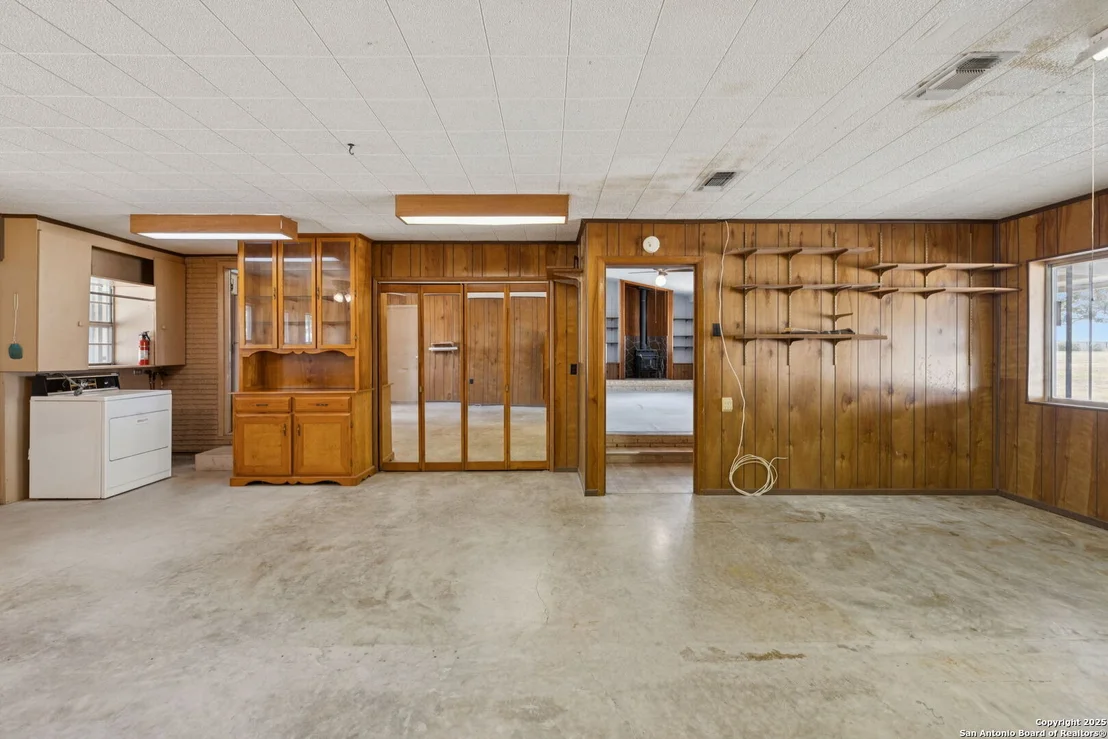 Photo of 8677 Kirkner RD