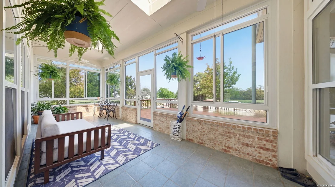 Photo of 126 Juniper Ln