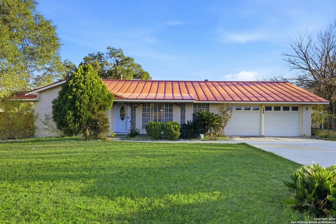 Photo of 9366 Schaefer Rd