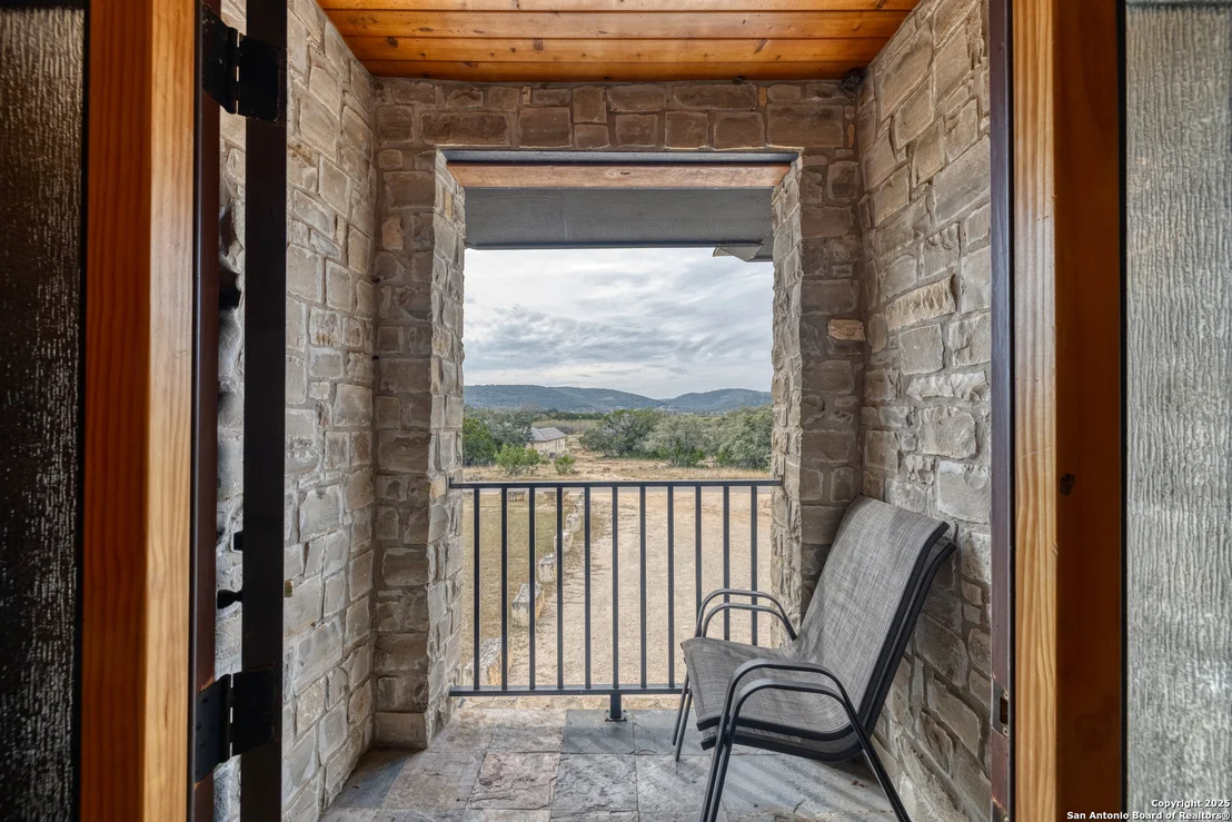 Photo of 241 Mountain Laurel