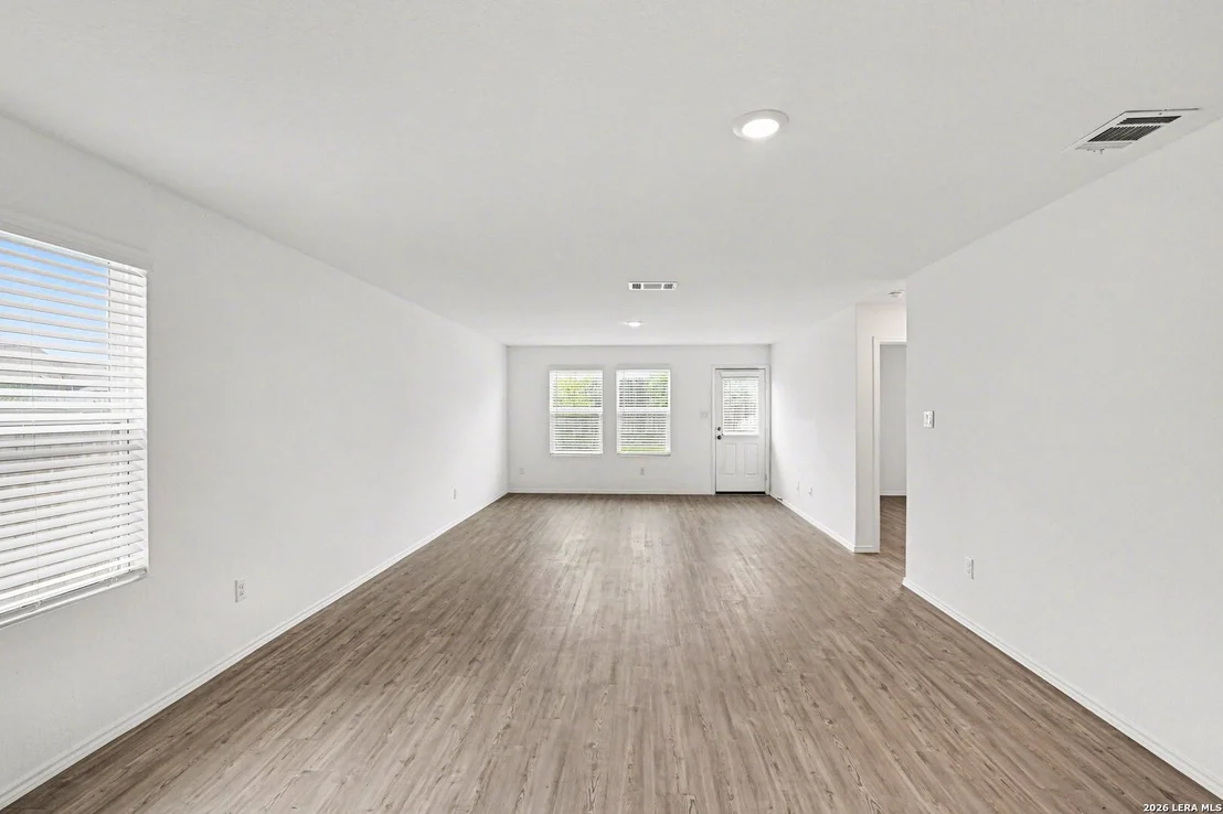 Photo of 5415 Daphne