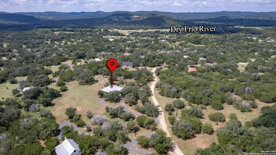 Photo of 565 Loop Rd.
