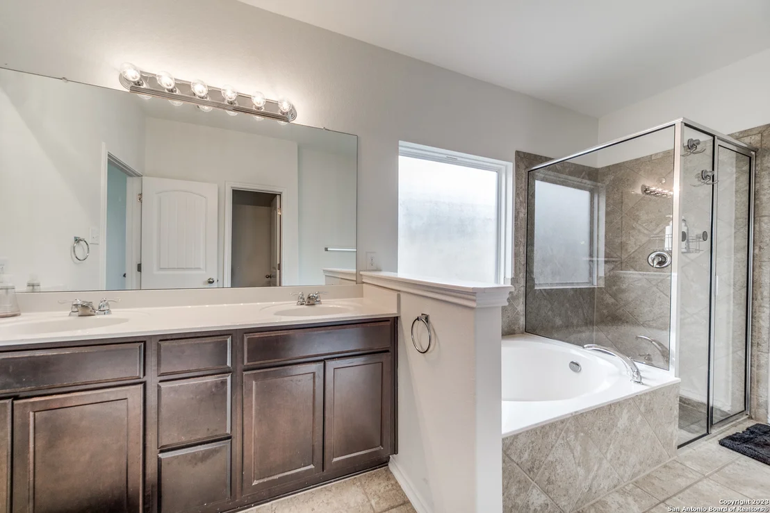 Photo of 120 JOLIE CIR