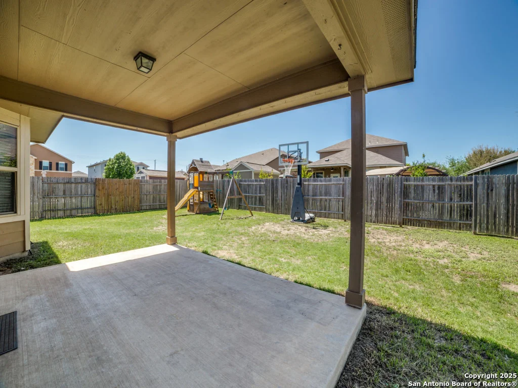 Photo of 7911 Mahala