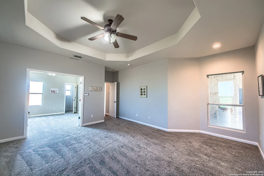 Photo of 240 Glory Lane