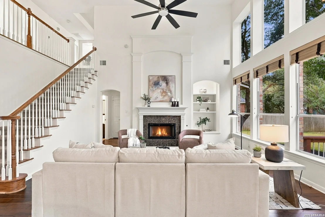 Photo of 18619 Rogers Pl
