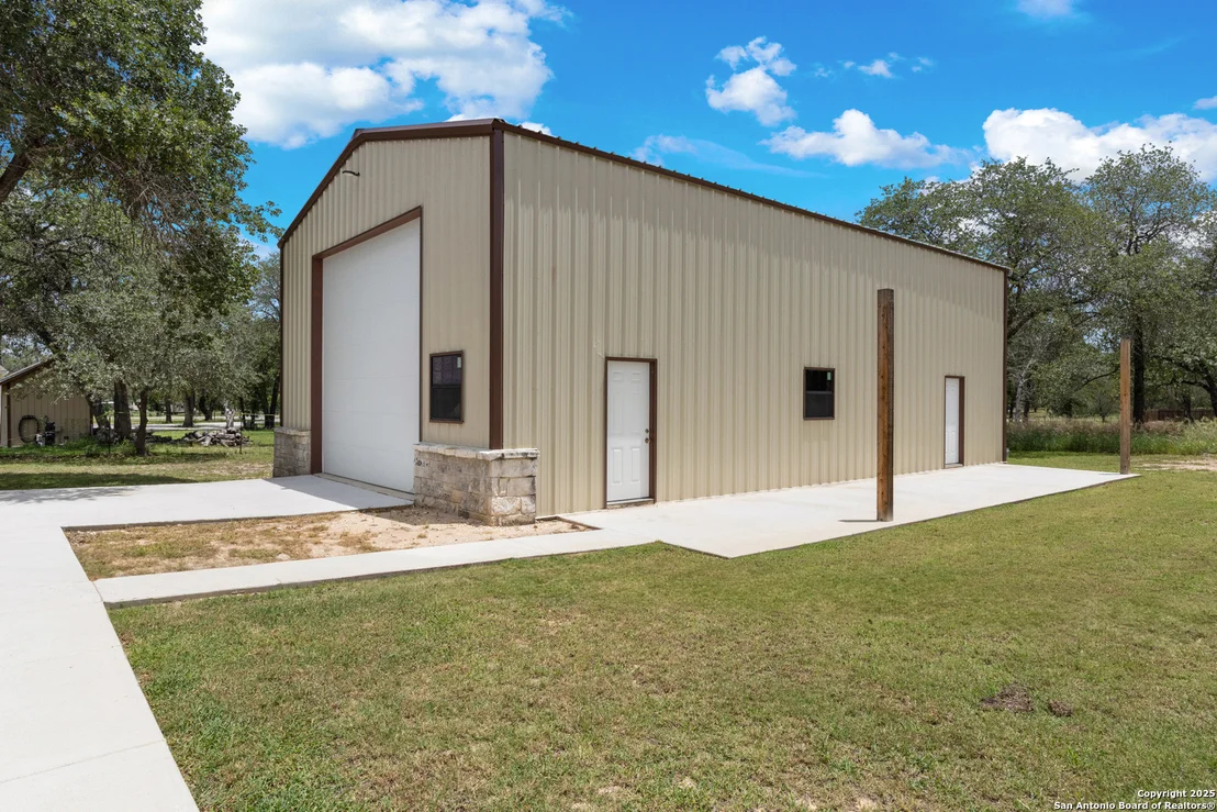 Photo of 137 County Road 6876
