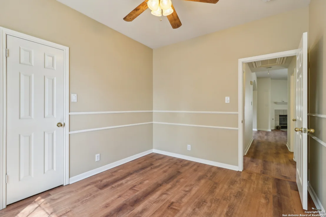 Photo of 1117 Rivertree Dr.