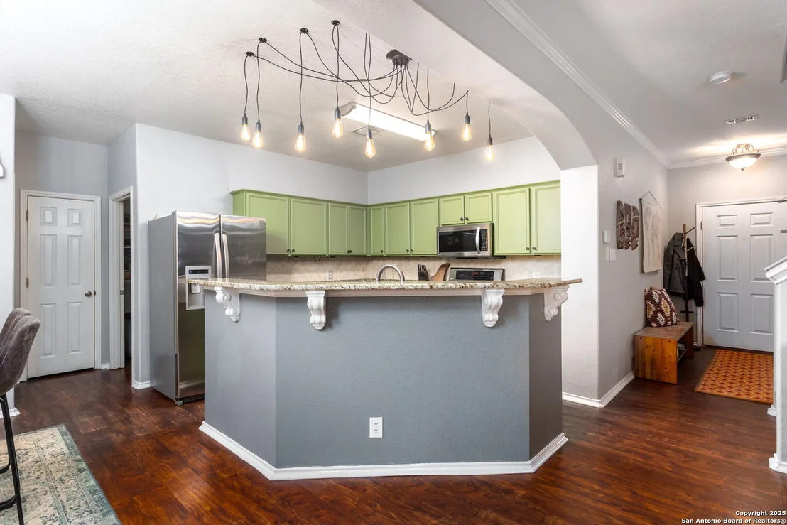Photo of 8415 COLLINGWOOD