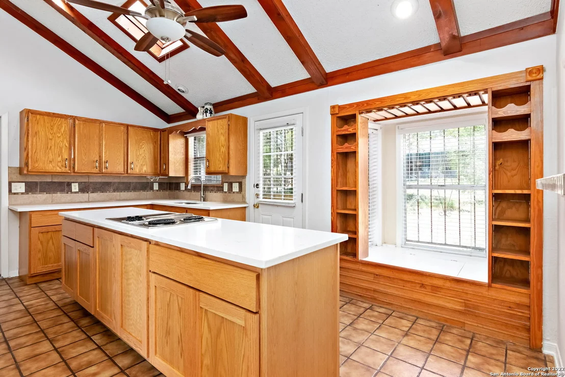Photo of 4018 MEEKS AVE