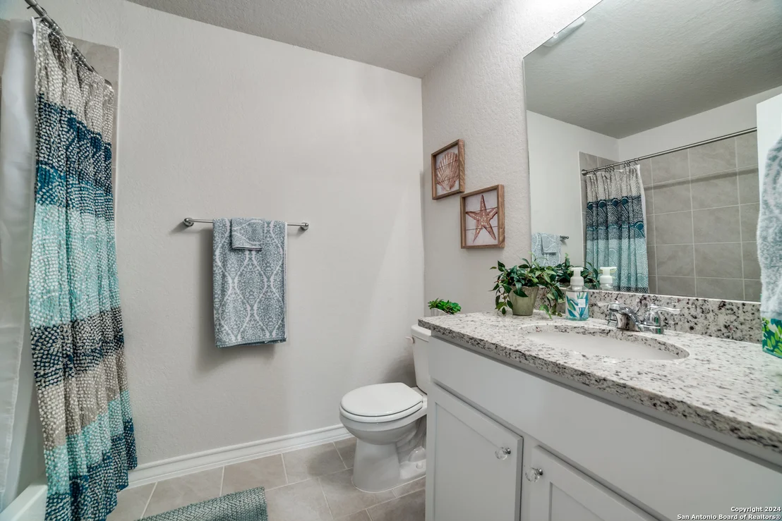 Photo of 414 SABINE RIV