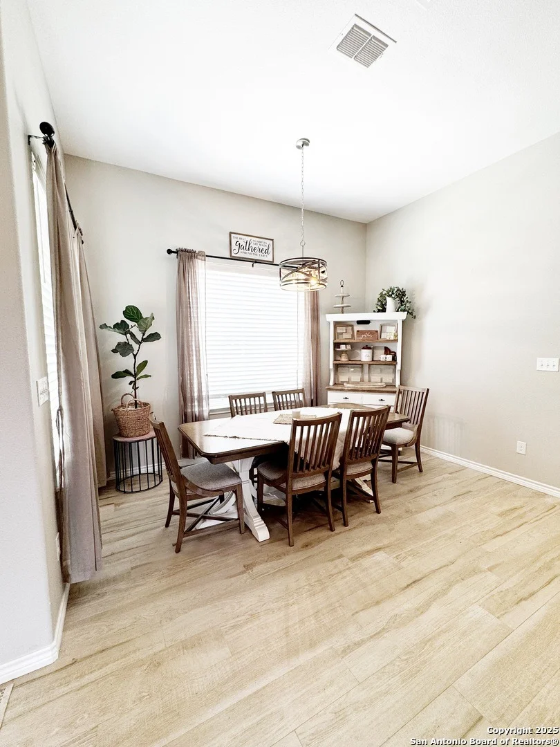 Photo of 1683 Vista View