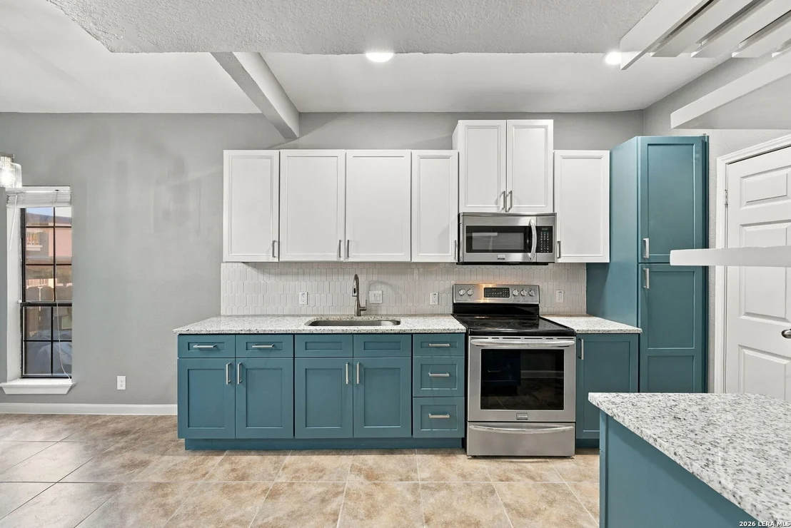 Photo of Unit 213 at 8633 DATAPOINT DR