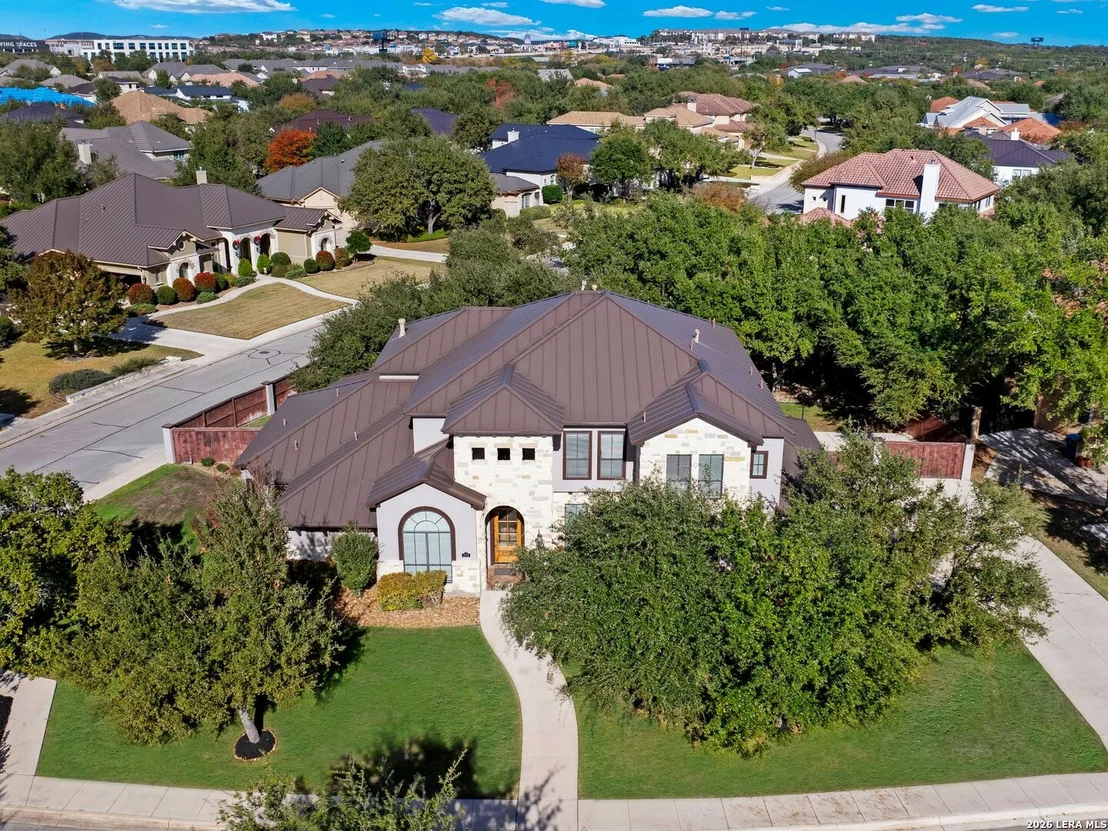 Photo of 303 Regent Circle